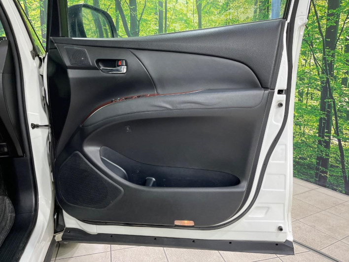 2013 Toyota Estima DBA-GSR55W (UW-69f021400ba64)[13]