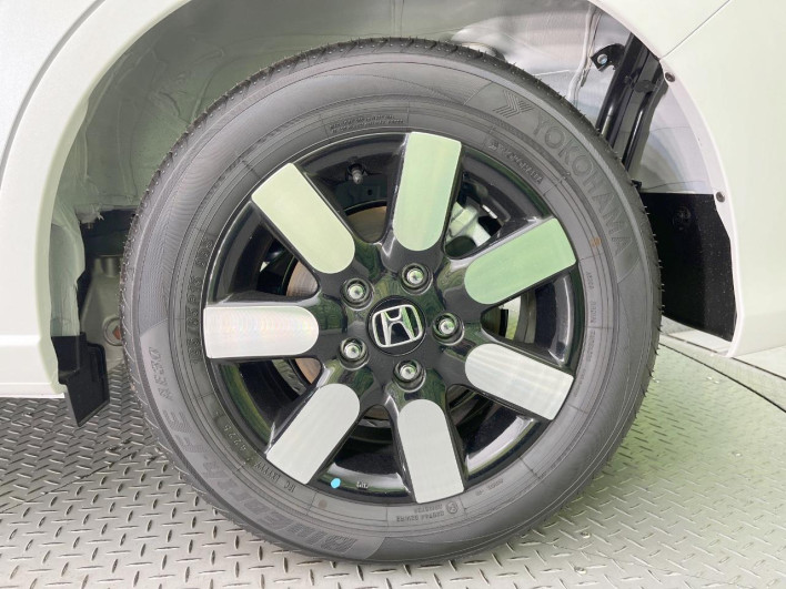 2025 Honda Freed 6AA-GT5 (UW-69f021428395a)[11]