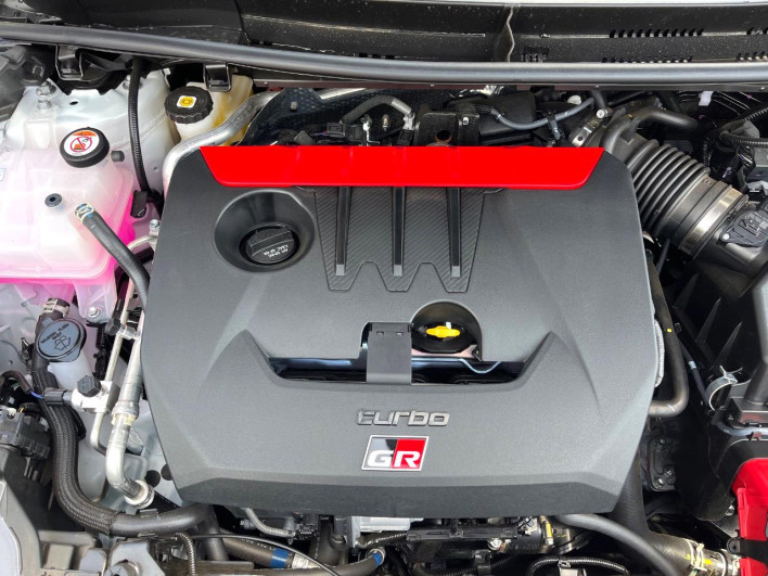 2025 Toyota GR YARIS 4BA-GXPA16 (UW-69f0214663232)[12]