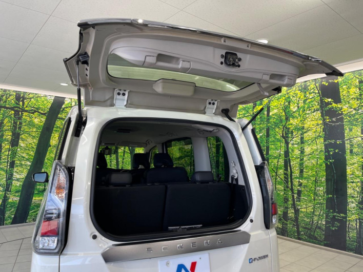 2021 Nissan Serena 6AA-HC27 (UW-69f0214b3b0aa)[12]