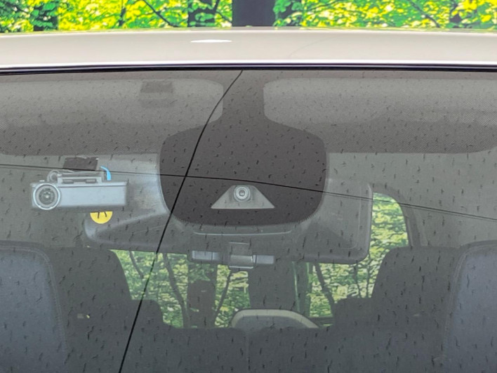 2021 Nissan Serena 6AA-HC27 (UW-69f0214b3b0aa)[21]