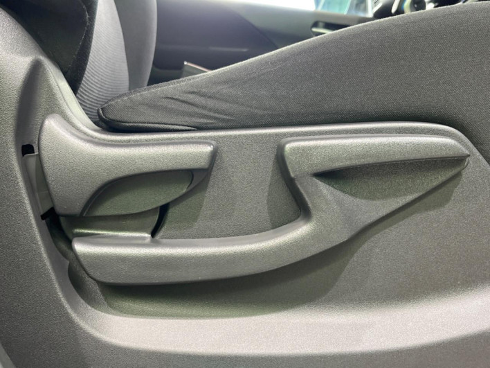 2021 Nissan Serena 6AA-HC27 (UW-69f0214b4b87d)[18]