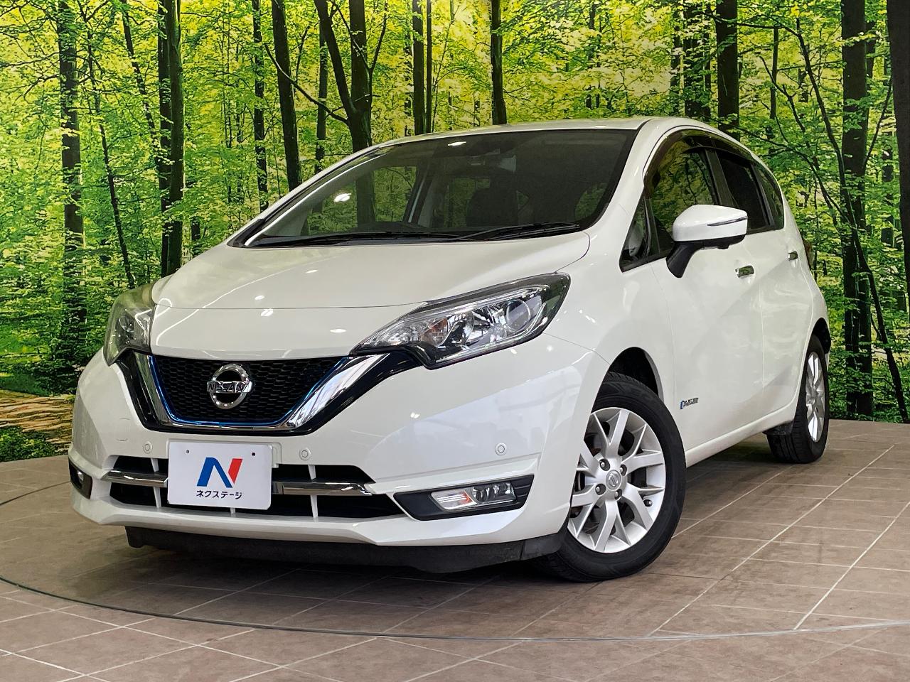 2017 Nissan Note DAA-HE12