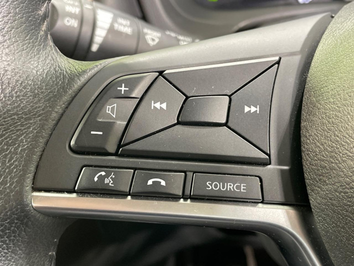 2017 Nissan Note DAA-HE12 (UW-69f0214b76164)[5]