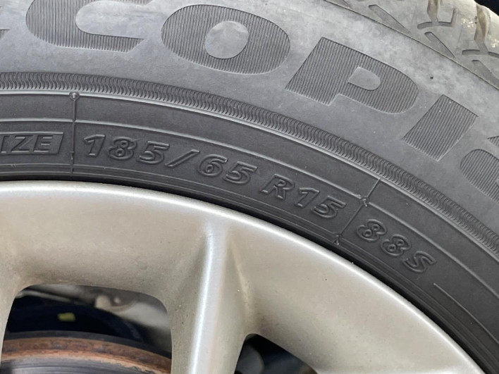 2017 Nissan Note DAA-HE12 (UW-69f0214b76164)[27]