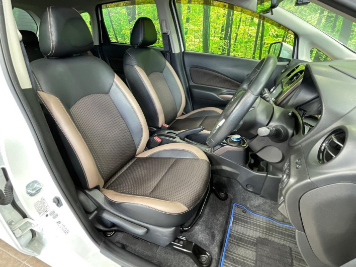 2017 Nissan Note DAA-HE12 (UW-69f0214b76164)[21]