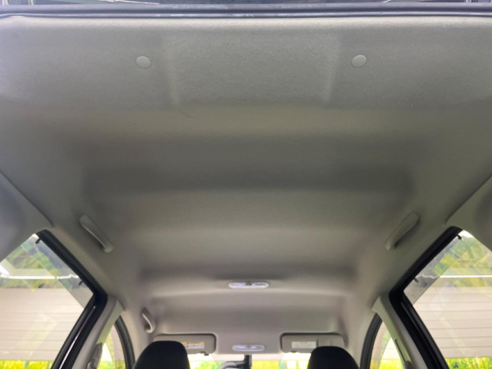 2017 Nissan Note DAA-HE12 (UW-69f0214c9e884)[13]