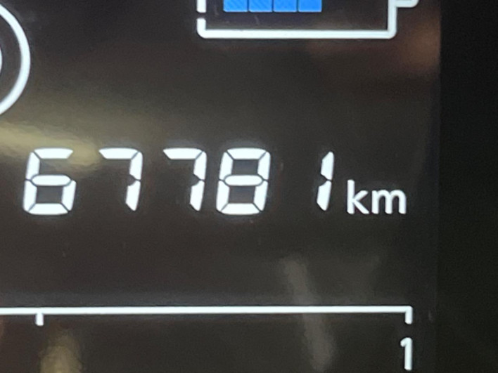 2017 Nissan Note DAA-HE12 (UW-69f0214c9e884)[2]