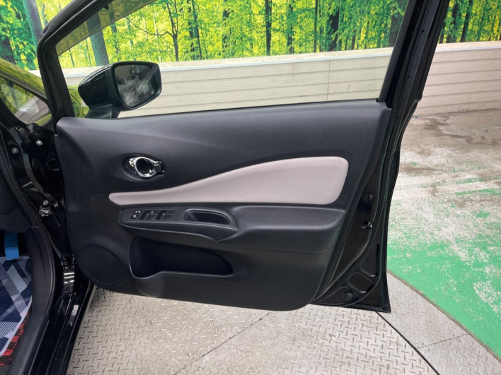 2017 Nissan Note DAA-HE12 (UW-69f0214c9e884)[16]