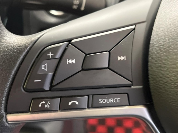 2017 Nissan Note DAA-HE12 (UW-69f0214c9e884)[26]