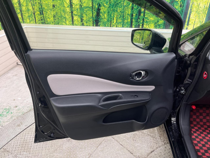 2017 Nissan Note DAA-HE12 (UW-69f0214c9e884)[19]