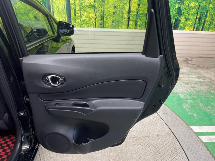 2017 Nissan Note DAA-HE12 (UW-69f0214c9e884)[15]