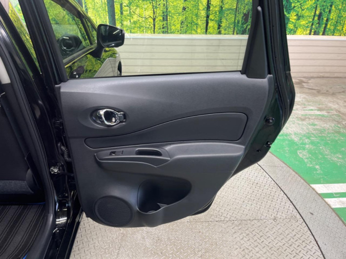 2019 Nissan Note DAA-HE12 (UW-69f0214d615f8)[17]