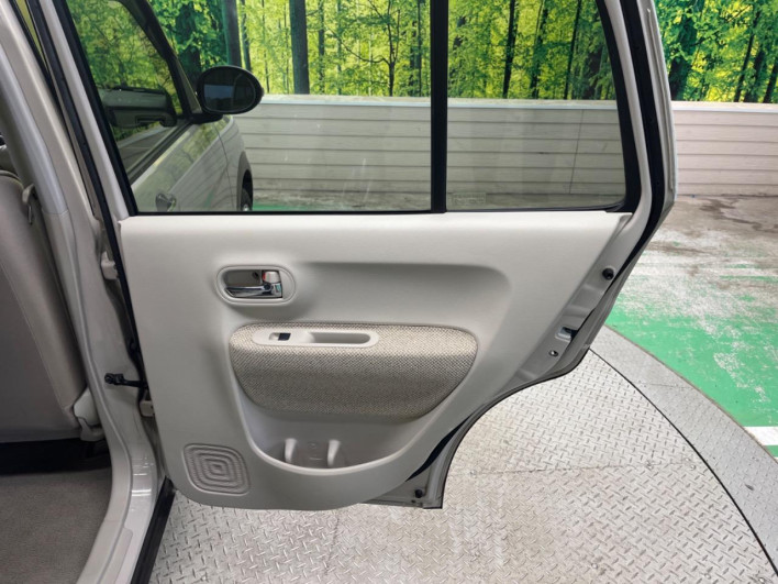 2016 Suzuki ALTO Lapin DBA-HE33S (UW-69f0214d93ca2)[17]
