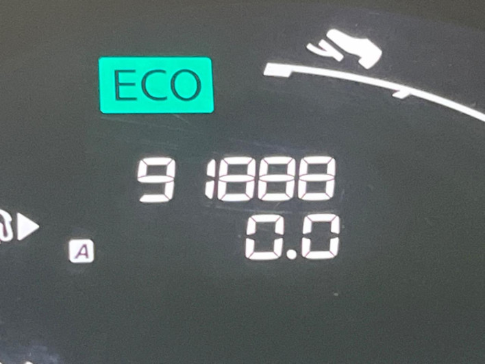 2013 Nissan Serena DAA-HFC26 (UW-69f02151ad5e1)[2]