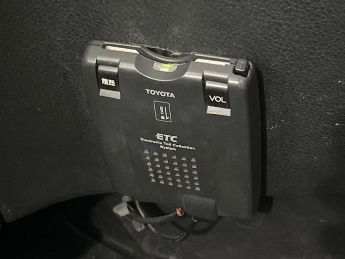 2013 Nissan Serena DAA-HFC26 (UW-69f02151ad5e1)[19]