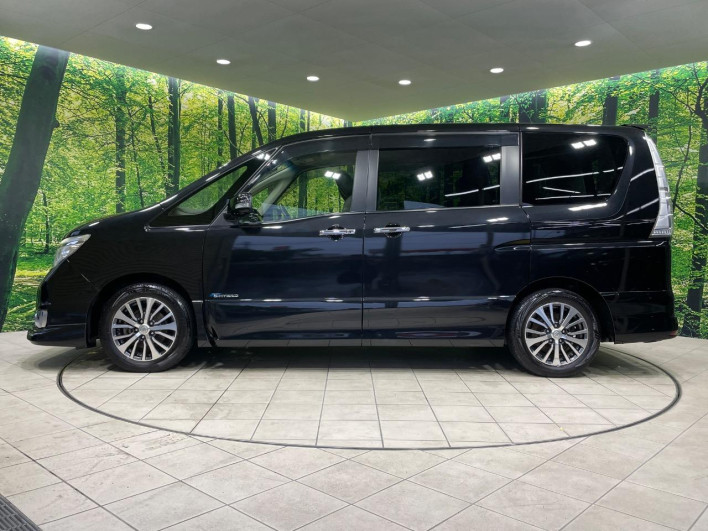 2014 Nissan Serena DAA-HFC26 (UW-69f021528b764)[12]