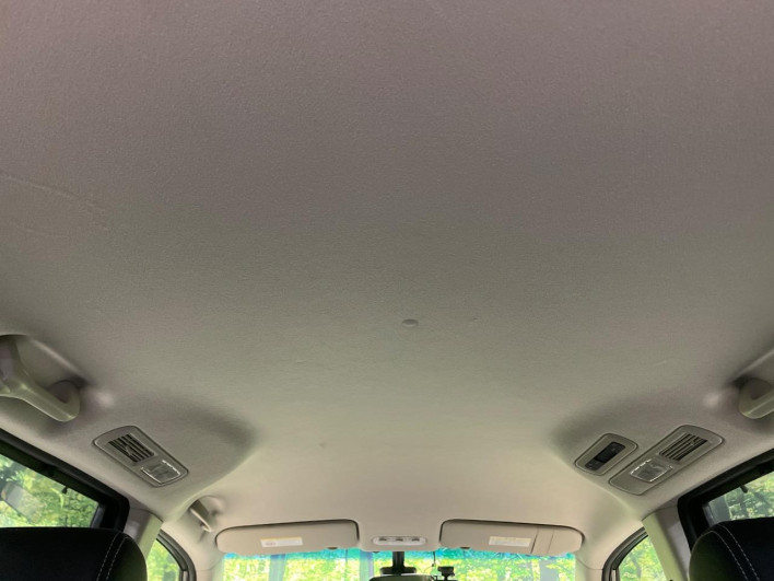 2014 Nissan Serena DAA-HFC26 (UW-69f021528b764)[19]