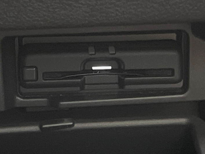 2021 Nissan Serena 6AA-HFC27 (UW-69f0215328122)[22]