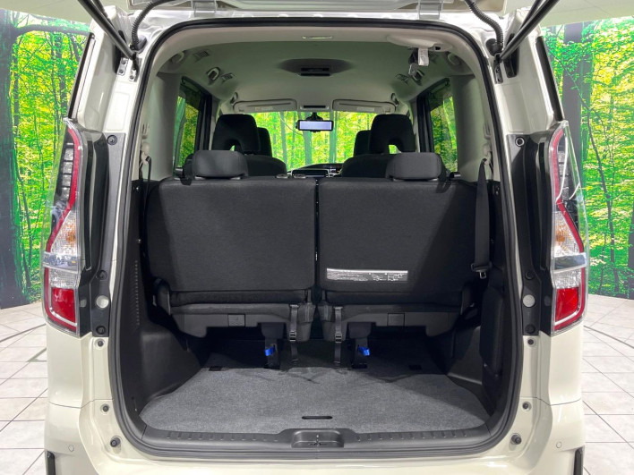 2022 Nissan Serena 6AA-HFC27 (UW-69f02153b60f5)[11]