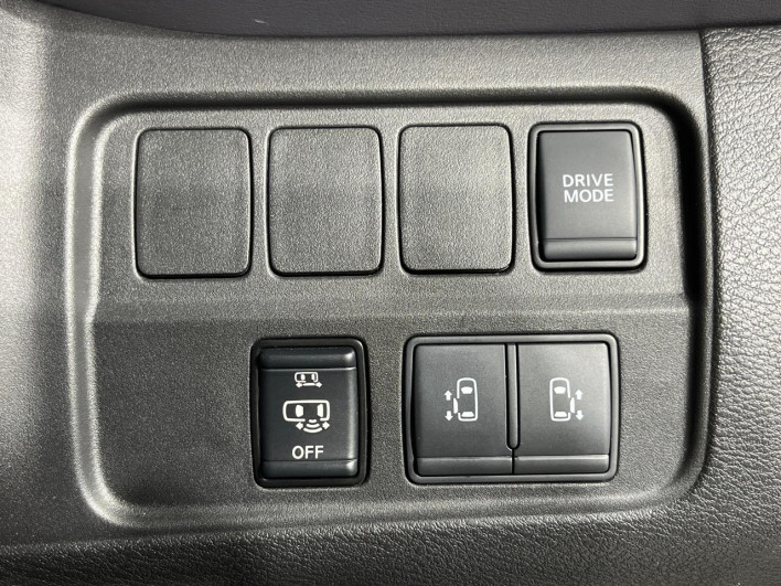 2022 Nissan Serena 6AA-HFC27 (UW-69f021543634e)[7]