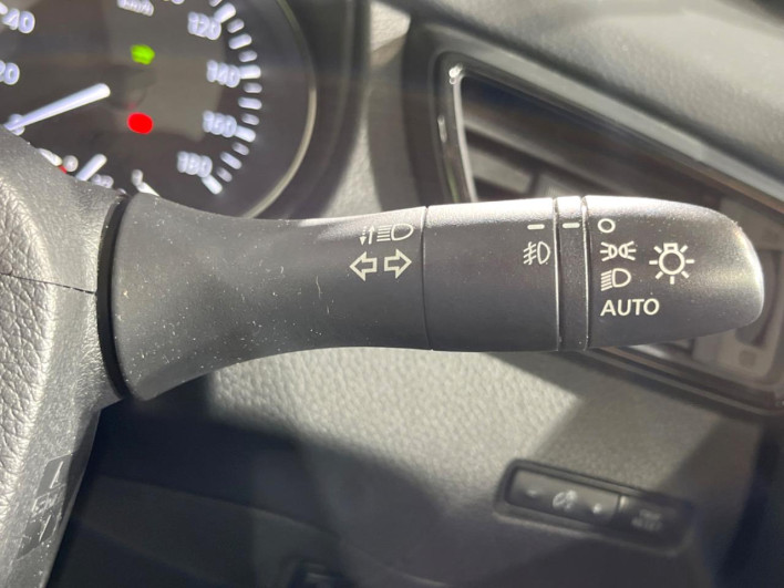 2019 Nissan X-Trail DAA-HNT32 (UW-69f02154bd836)[23]