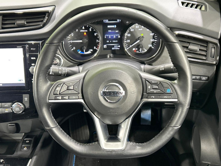 2020 Nissan X-Trail DAA-HT32 (UW-69f02155af43a)[29]