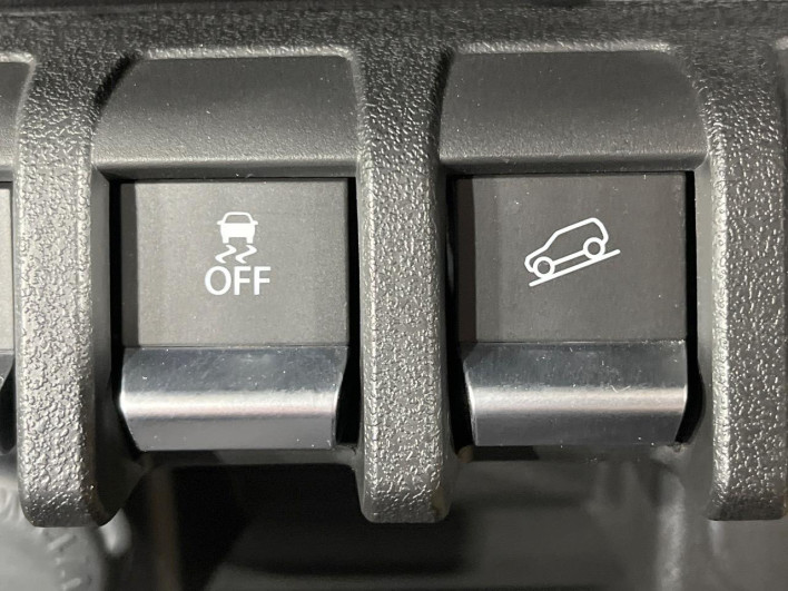 2019 Suzuki Jimny 3BA-JB64W (UW-69f0215604179)[29]