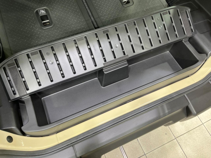 2019 Suzuki Jimny 3BA-JB64W (UW-69f0215604179)[16]