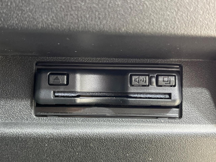 2019 Suzuki Jimny 3BA-JB64W (UW-69f0215604179)[9]