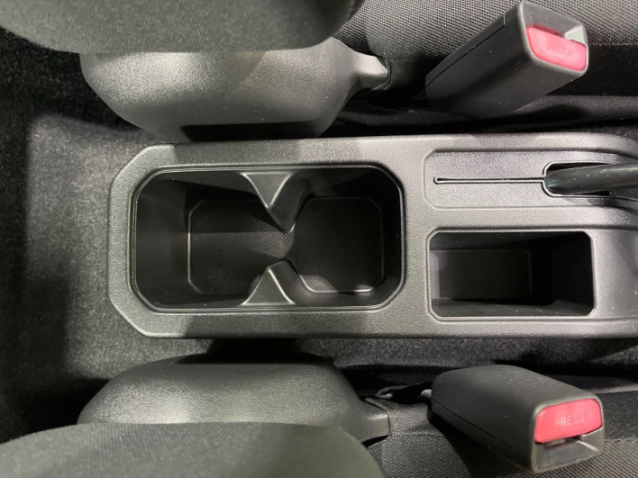 2019 Suzuki Jimny 3BA-JB64W (UW-69f0215604179)[26]