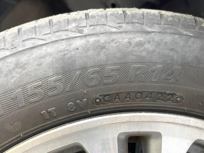 2014 Honda N-BOX DBA-JF1 (UW-69f0215b1bb0f)[18]