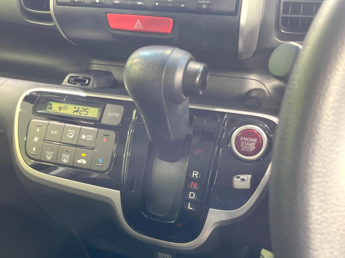 2015 Honda N-BOX DBA-JF1 (UW-69f0215bd910b)[20]