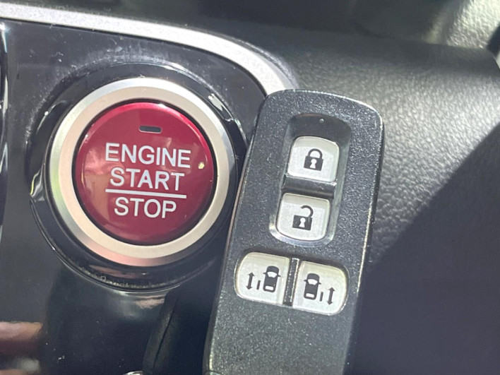 2015 Honda N-BOX DBA-JF1 (UW-69f0215bd910b)[21]