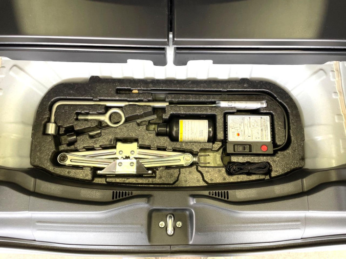 2016 Honda N-BOX CUSTOM DBA-JF1 (UW-69f0215d15d62)[20]