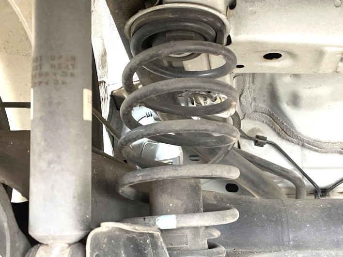 2016 Honda N-BOX CUSTOM DBA-JF1 (UW-69f0215d15d62)[22]