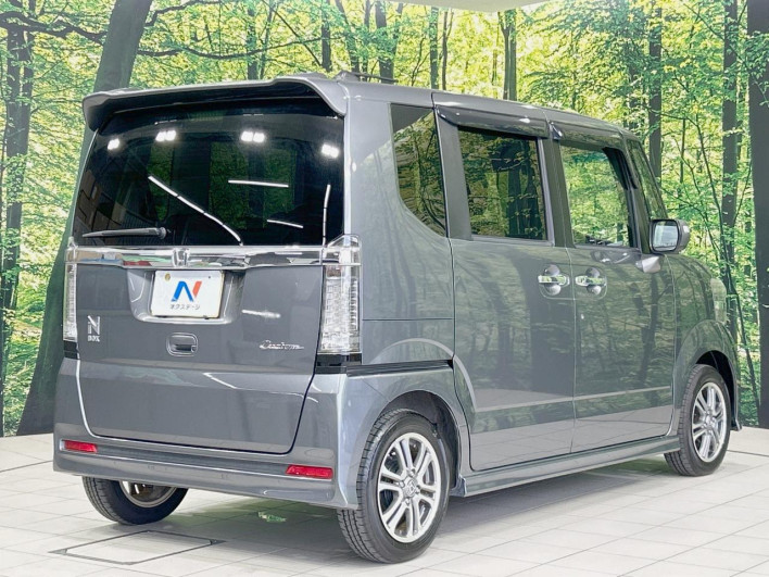2016 Honda N-BOX CUSTOM DBA-JF1 (UW-69f0215da0d2b)[8]