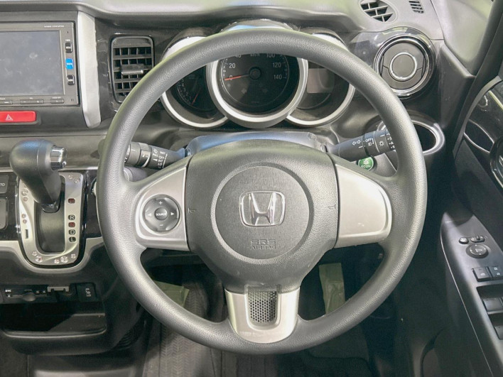 2016 Honda N-BOX CUSTOM DBA-JF1 (UW-69f0215da0d2b)[27]