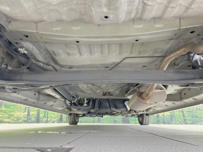 2016 Honda N-BOX CUSTOM DBA-JF1 (UW-69f0215da0d2b)[29]