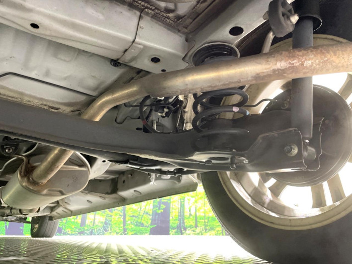 2013 Honda N-BOX DBA-JF1 (UW-69f0215e04c58)[11]