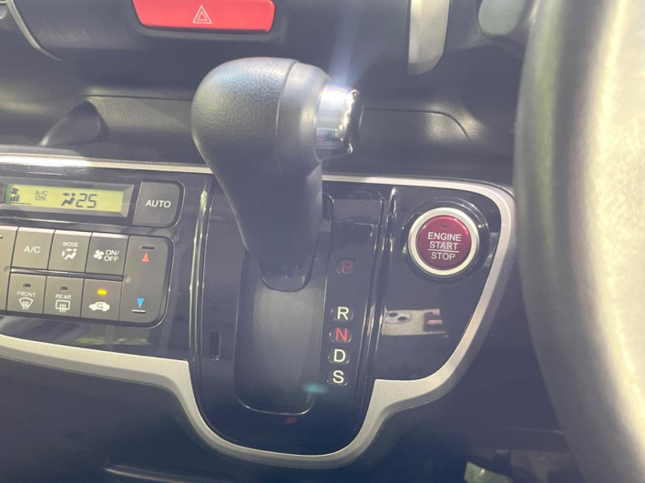 2013 Honda N-BOX DBA-JF1 (UW-69f0215f0ca09)[23]