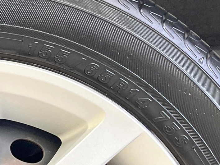 2017 Honda N-BOX DBA-JF3 (UW-69f0215fe85a7)[16]