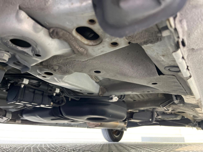 2017 Honda N-BOX DBA-JF3 (UW-69f0215fe85a7)[20]