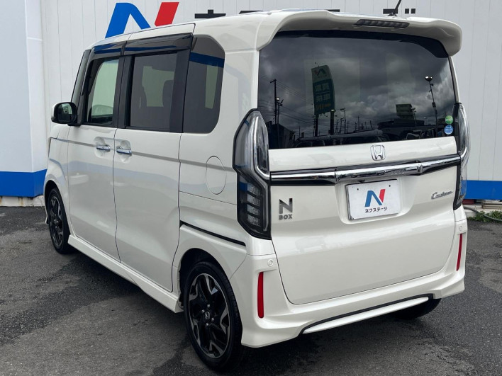 2018 Honda N-BOX CUSTOM DBA-JF3 (UW-69f0216059440)[21]