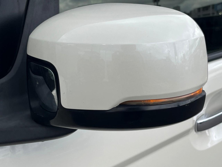 2018 Honda N-BOX CUSTOM DBA-JF3 (UW-69f0216059440)[15]