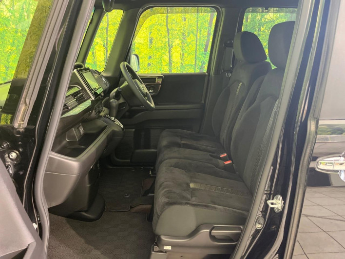 2019 Honda N-BOX CUSTOM DBA-JF3 (UW-69f0216183df5)[11]