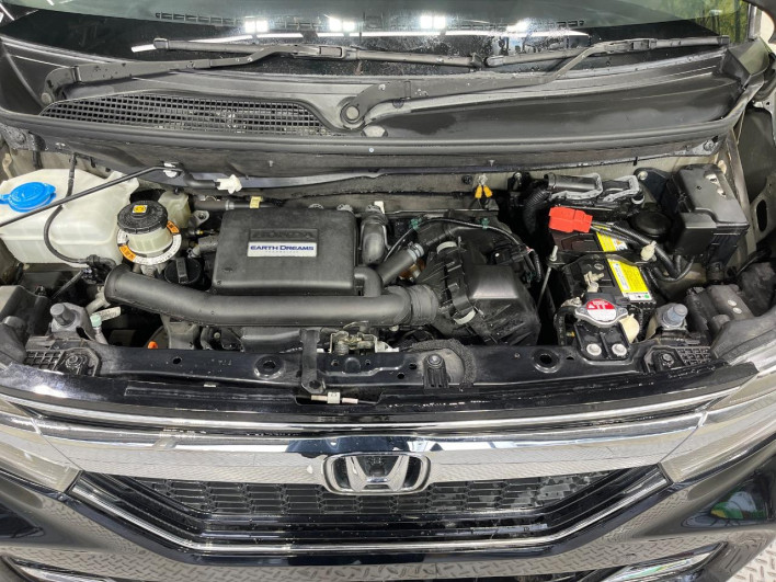 2020 Honda N-BOX CUSTOM 6BA-JF3 (UW-69f02163751d2)[14]