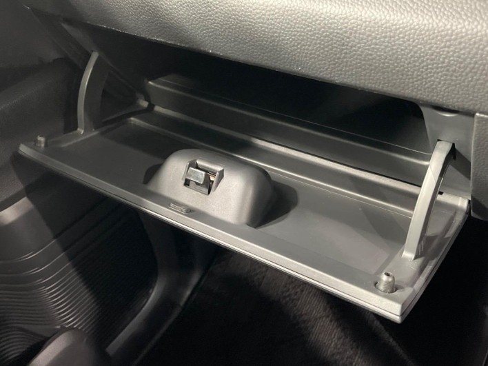 2020 Honda N-BOX CUSTOM 6BA-JF3 (UW-69f02163751d2)[4]