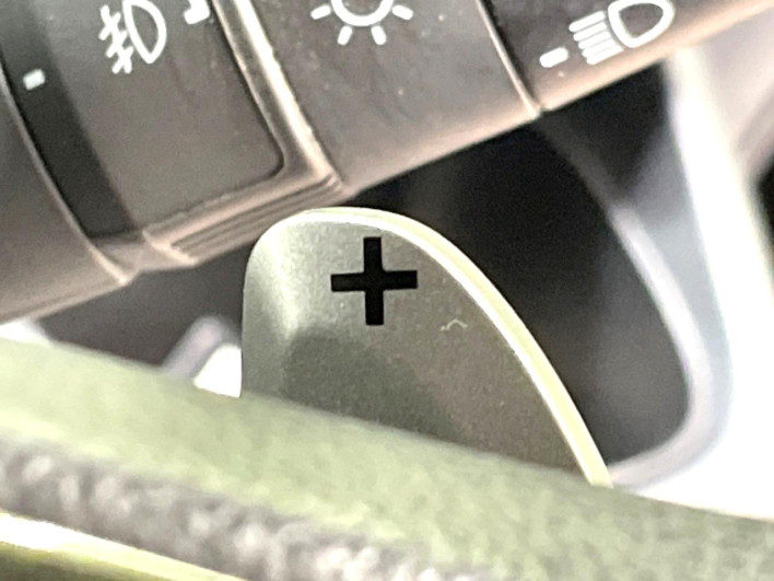 2018 Honda N-BOX CUSTOM DBA-JF3 (UW-69f02163dab38)[17]