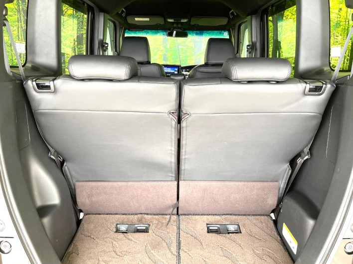 2018 Honda N-BOX CUSTOM DBA-JF3 (UW-69f02163dab38)[26]